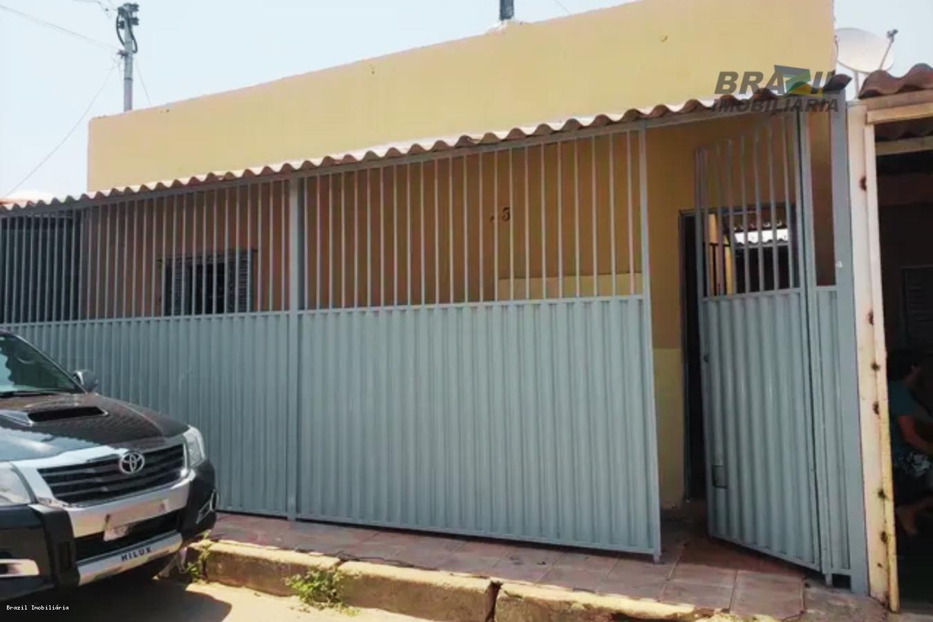 Casa para Venda Brasília DF bairro Santa Maria 3 dormitórios 3